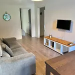 Woods House Ii *
